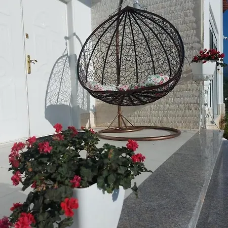Edona Vakantiehuis Trajas
