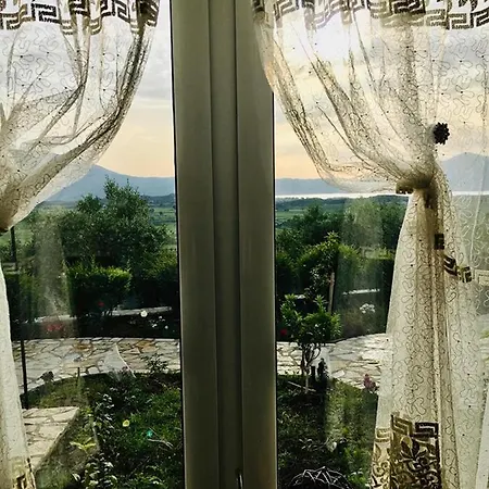 度假居 Edona
